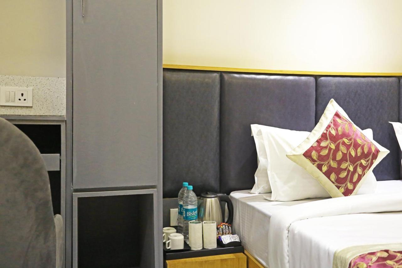 Hotel Apple Villa - Near Delhi Airport With Free Airport Transsfer New Delhi Extérieur photo