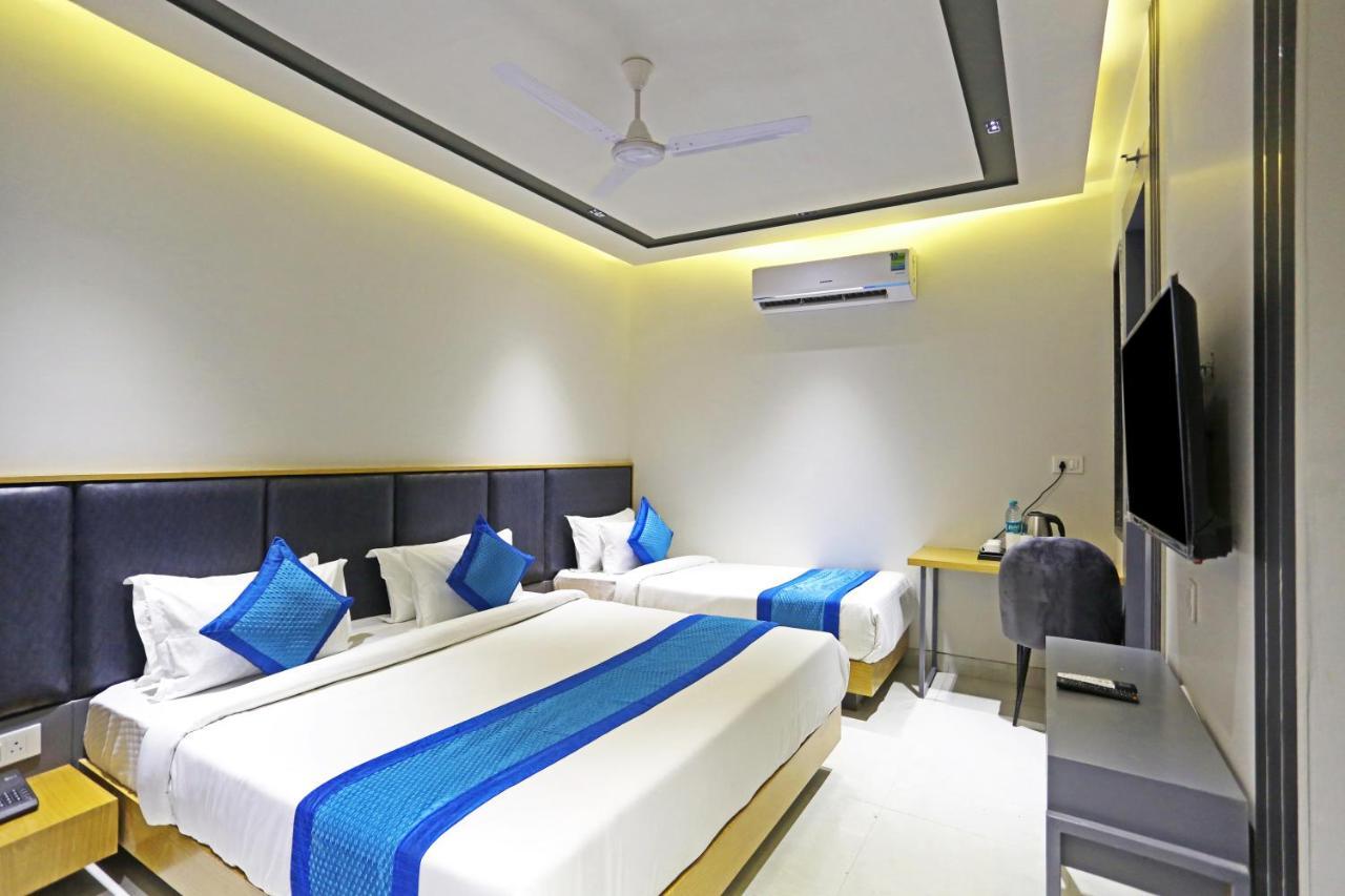 Hotel Apple Villa - Near Delhi Airport With Free Airport Transsfer New Delhi Extérieur photo